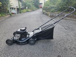 Benzin Rasenmäher Black-Line BL4046