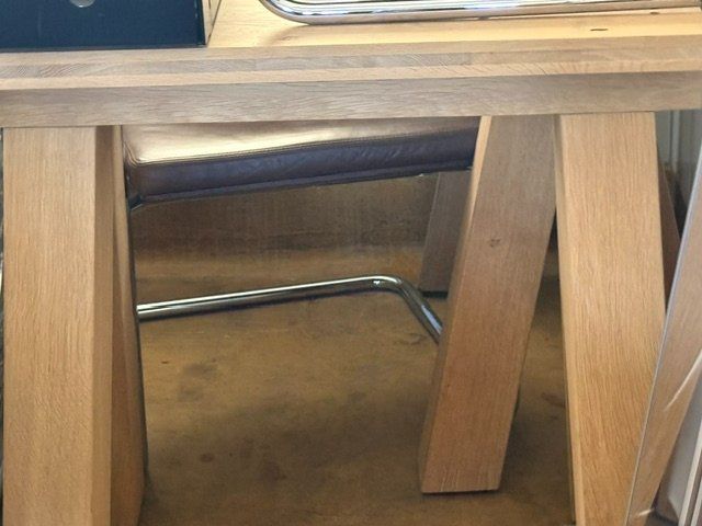 Tavoli: Massiver Holztisch 320x130cm – Usato da Häggenschwil venduto da Alkuko 4