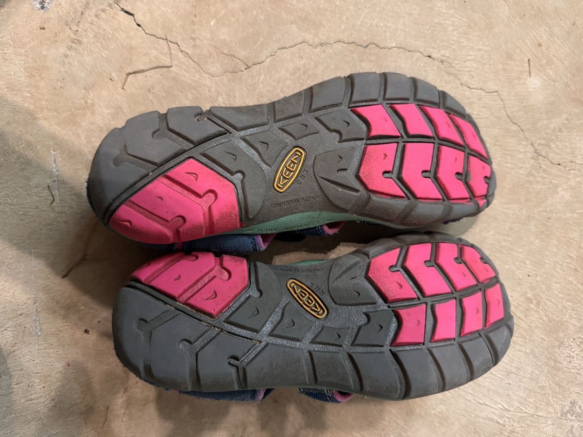 Scarpe per ragazzi: Keen Sandalen Gr.37 – Usato da Herrenschwanden venduto da Onliner2 1