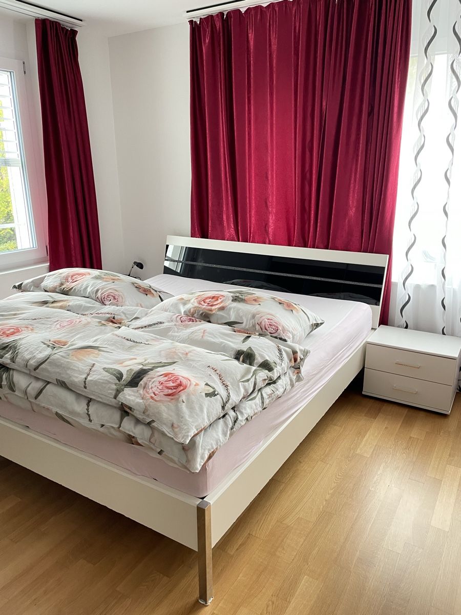 Betten: Bett 180x200 – Gebraucht aus Glattbrugg von bed_px75 1