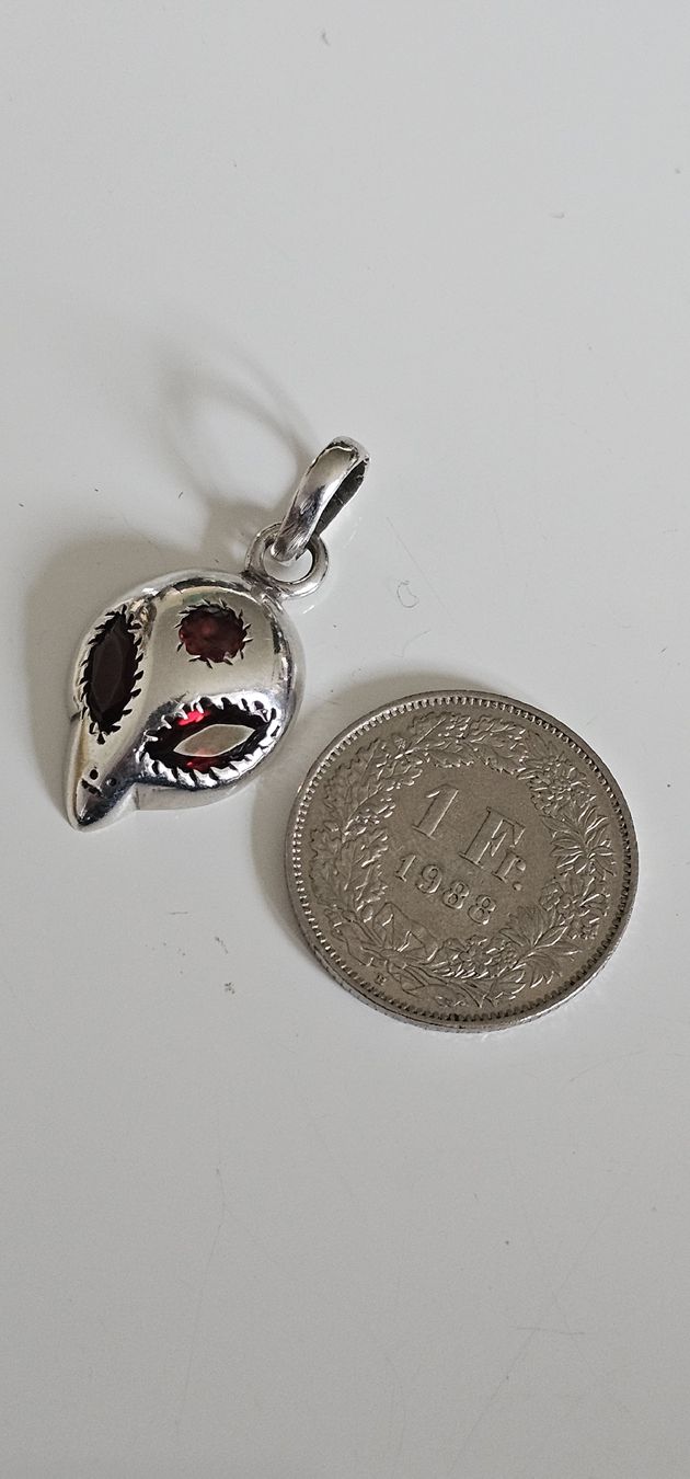Ciondoli: 925 Silber Alien Anhänger mit Granat Steine – Usato da Ostermundigen venduto da Secundo_Hand 3