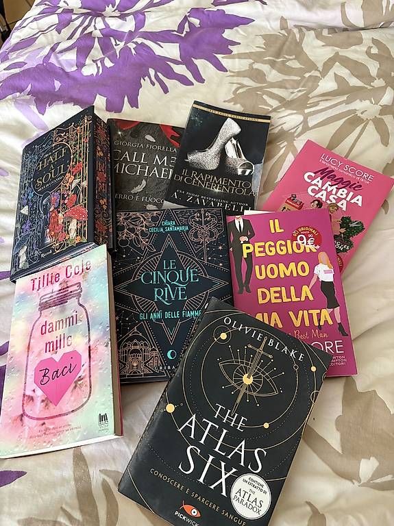 Livres: Libri book tok – D'occasion à Ticino par lucreziaadelbelloo