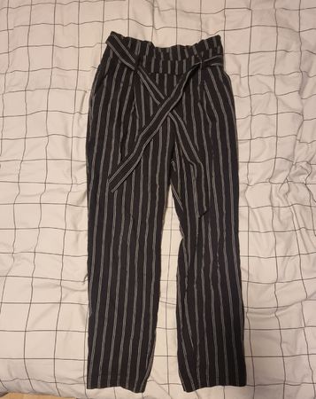 Schöne Stoffhose
