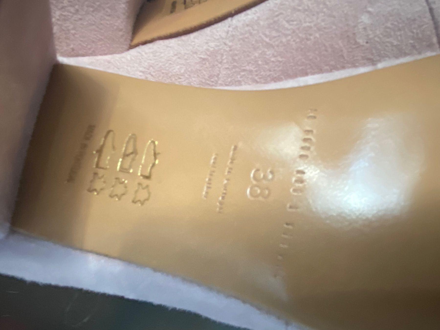 Scarpe da donna: Stiefeletten blassrosa Wildleder NEU 38 – Usato da Chur venduto da simhofstr 4