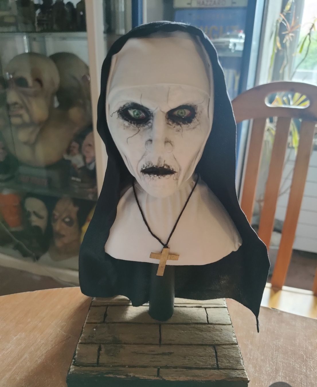 Sculture & Statue: Buste the nun – Usato da Torny le Grand venduto da Bibikounette