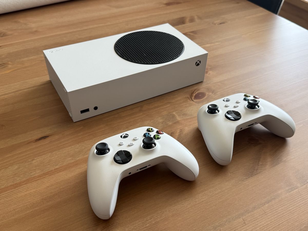 Microsoft Konsolen: Xbox Series S 512GB + boîte + 2 manettes – Neu (gemäss Beschreibung) aus Monts-de-Corsier von loi_r9hy