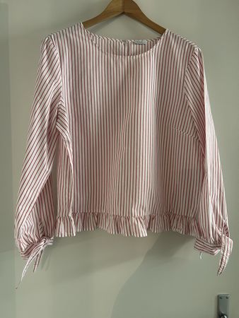 Süsse Bluse, rot-weiss gestreift