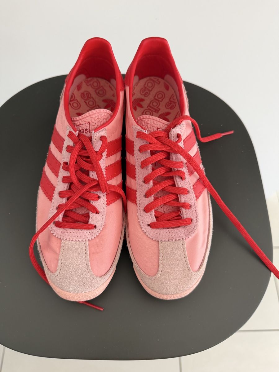 Adidas Chaussures femmes: Adidas Sneakers  – D'occasion à Neerach par the_modern_mini