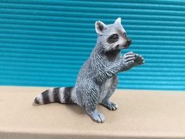 Schleich Waschbär stehend - Ausdrucksstarke Qualität Rarität