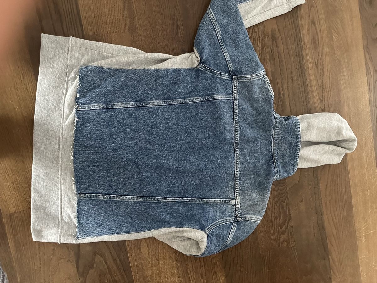 Only Giacche: Only Jeansjacke mit Kapuze, Gr. M, – Nuovo e nell'imballaggio originale da Horw venduto da DanielaGH 1