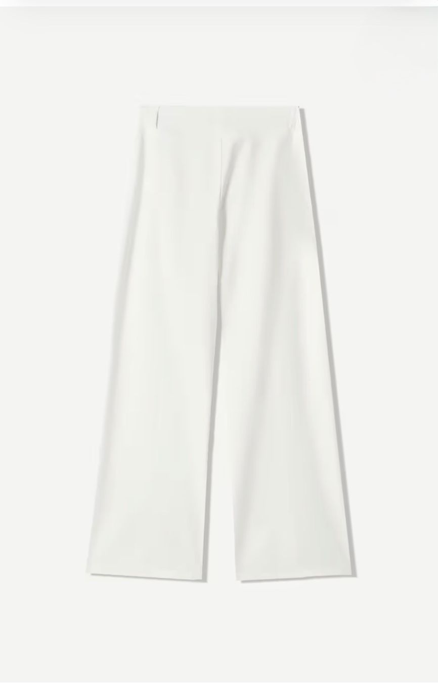Bershka Pantalons: Damen Hose // Bershka – D'occasion à Zürich par Victoria_T 4