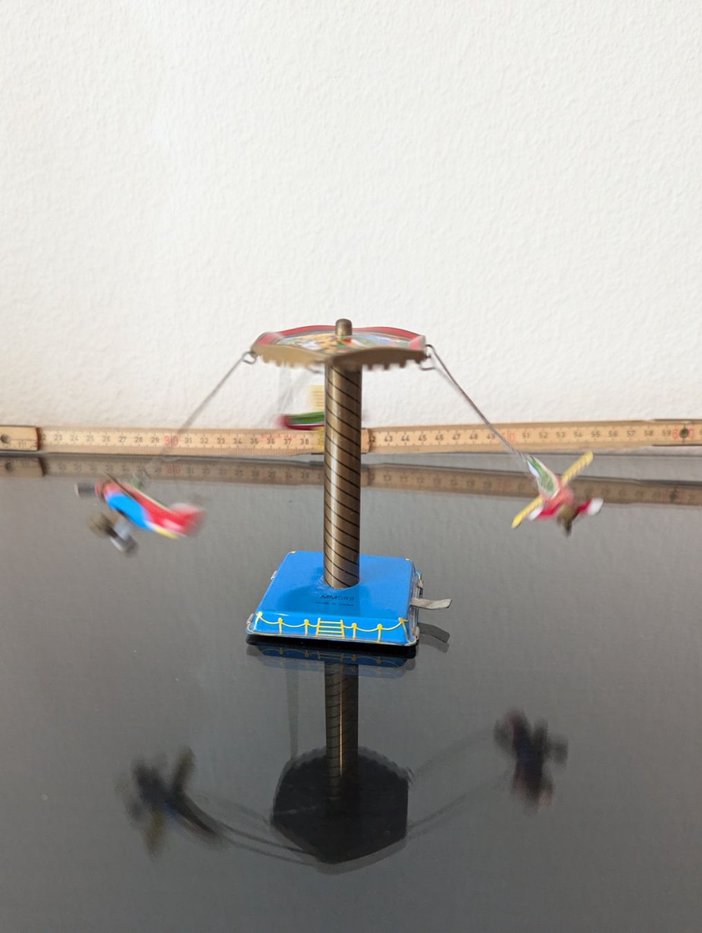 Jouets: Blechspielzeug Flugzeugkarussell – D'occasion à Horw par dreavw 2