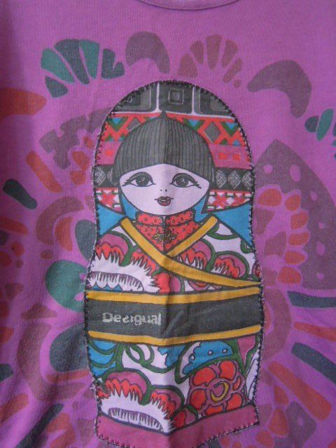 Blusen, T-Shirts & Tops: Gr. 134 140 DESIGUAL Tshirt lila mit Babuschka – Gebraucht aus Basel von FRAU.ZAUBER.MOND 2