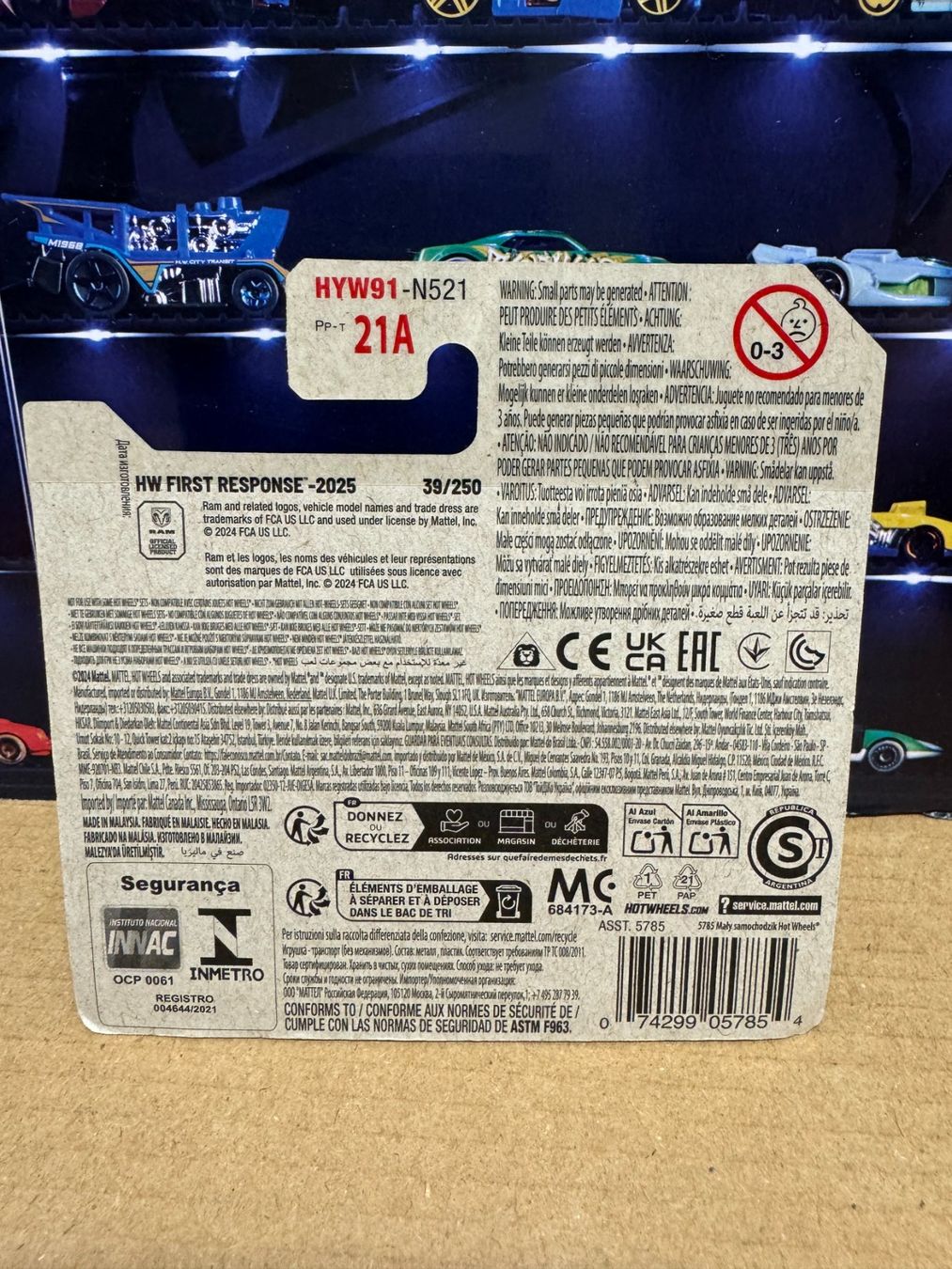 Hot Wheels Modellautos: Hot Wheels 2020 Ram 1500 Rebel First Respons – Neu und originalverpackt aus Jona von Macf 1