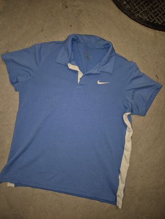 Polo Nike Dri-Fit bleu clair taille M 