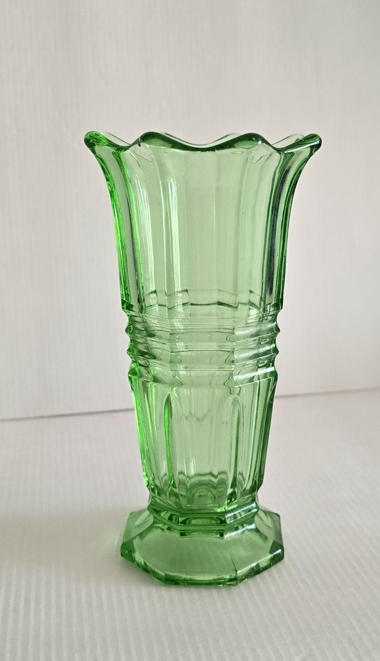 Vasi & Recipienti: Art Deco Vase, Tulpenform antik – Usato da Rheinau venduto da MakalekaAloha