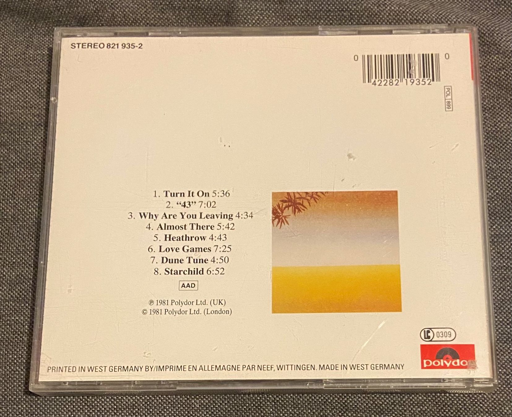 CD: Level 42 - Level 42 (1981) CD – Usato da Luzern venduto da Lycka 1