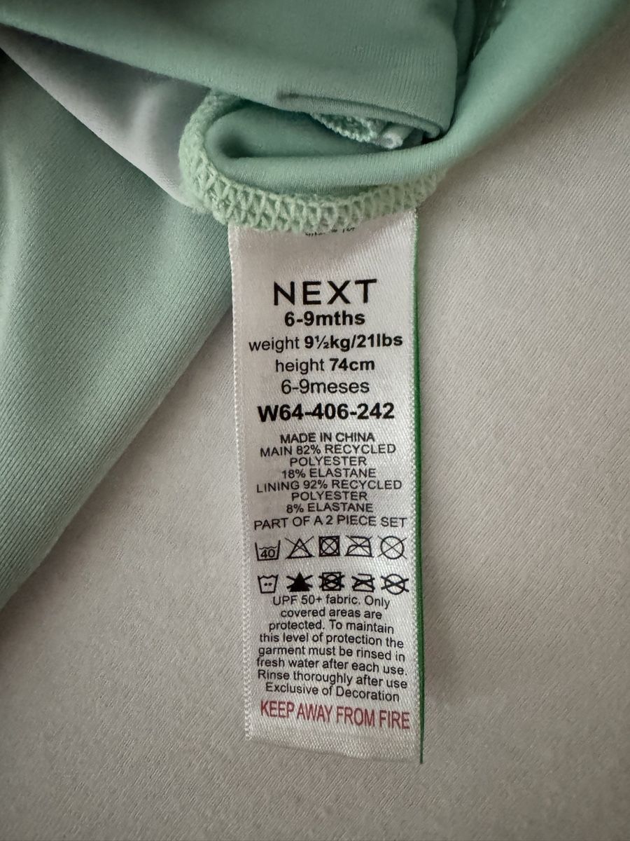 Next Maillots de bain: NEXT Sunsafe swimsuit – D'occasion à Uznach par alena.vaj 2