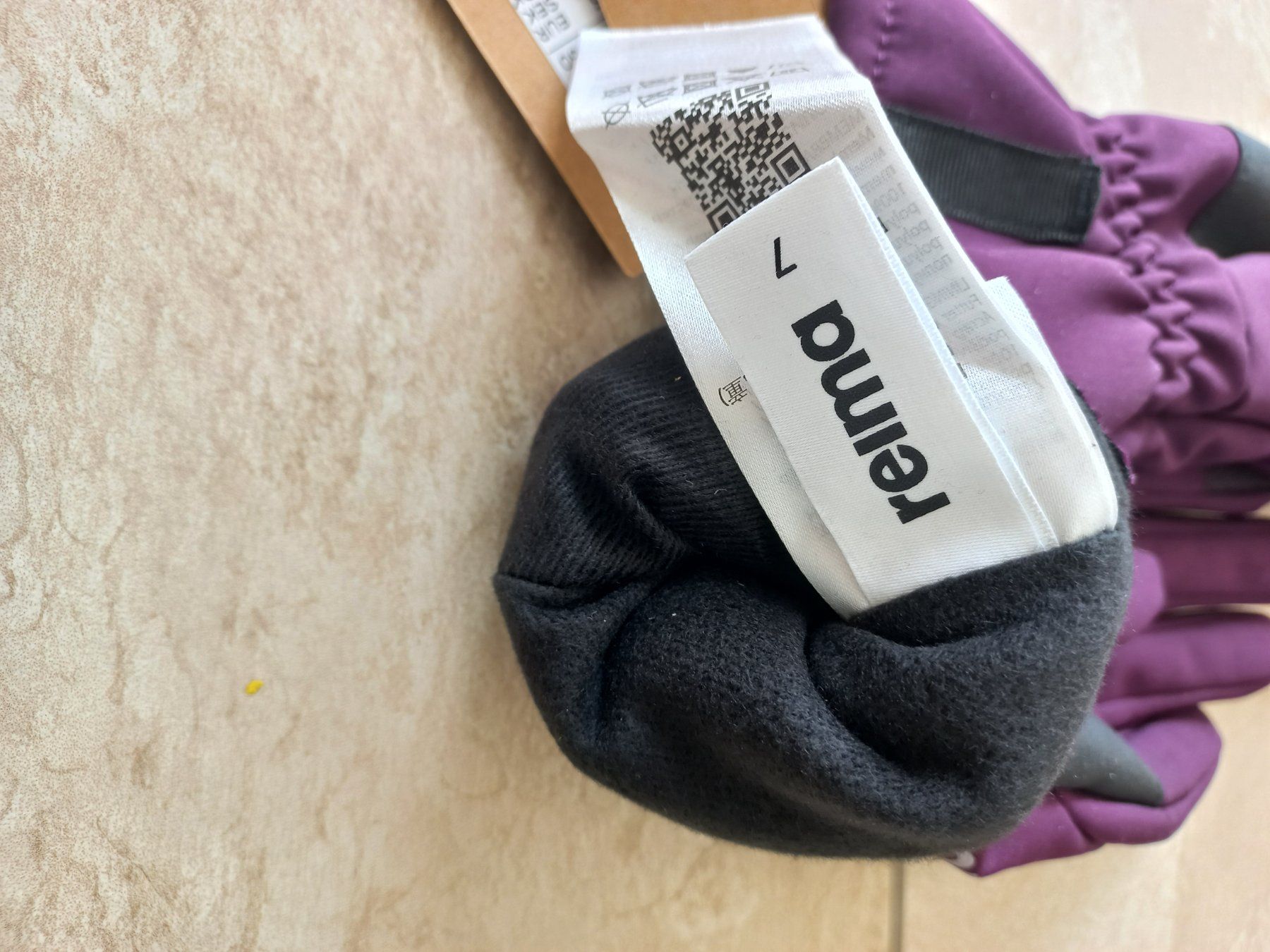 Reima Guanti: Reima Tehden Softshell-Handschuhe, neu – Nuovo e nell'imballaggio originale da Unterlangenegg venduto da get-it-now 2