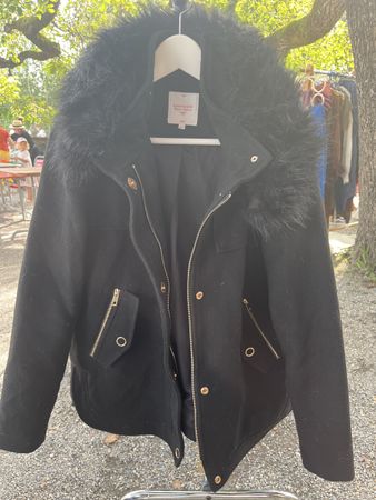 Clockhouse Winterjacke, Grösse 40, Schwarz mit Pelzkragen!