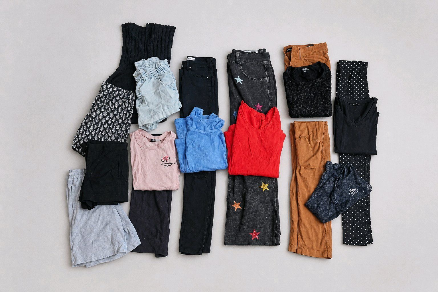 Lots de vêtements: Kleiderpaket Gr. S mit ARC'TERYX, Ragged Priest uvm. – D'occasion à Füllinsdorf par Sunnebliemli7 1
