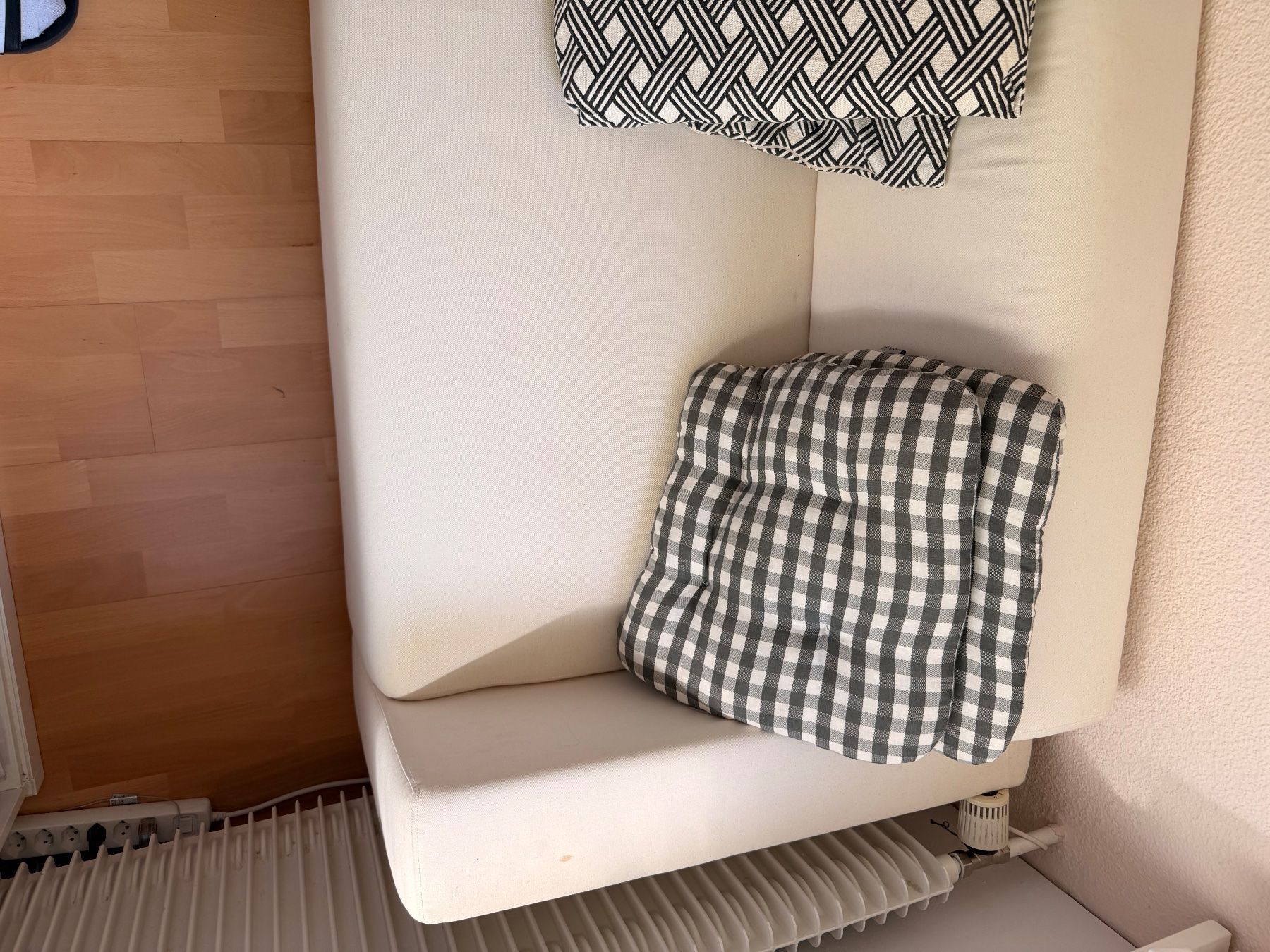 Ikea Sofas: Sofa weiss gebrauchter Zustand – D'occasion à Greifensee par dav_56sb 3