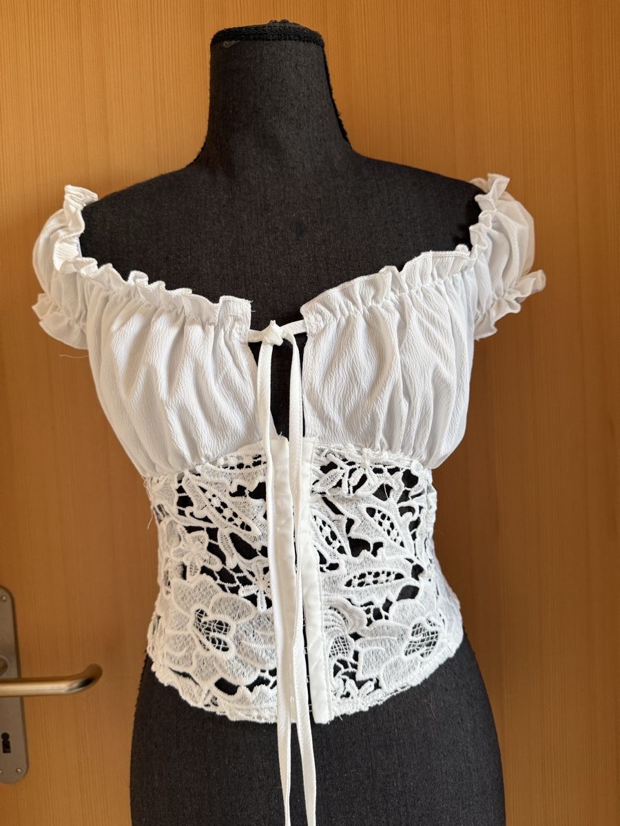 Top: Boho Spitzentop – Nuovo (secondo la descrizione) da Sigriswil venduto da ck56 1