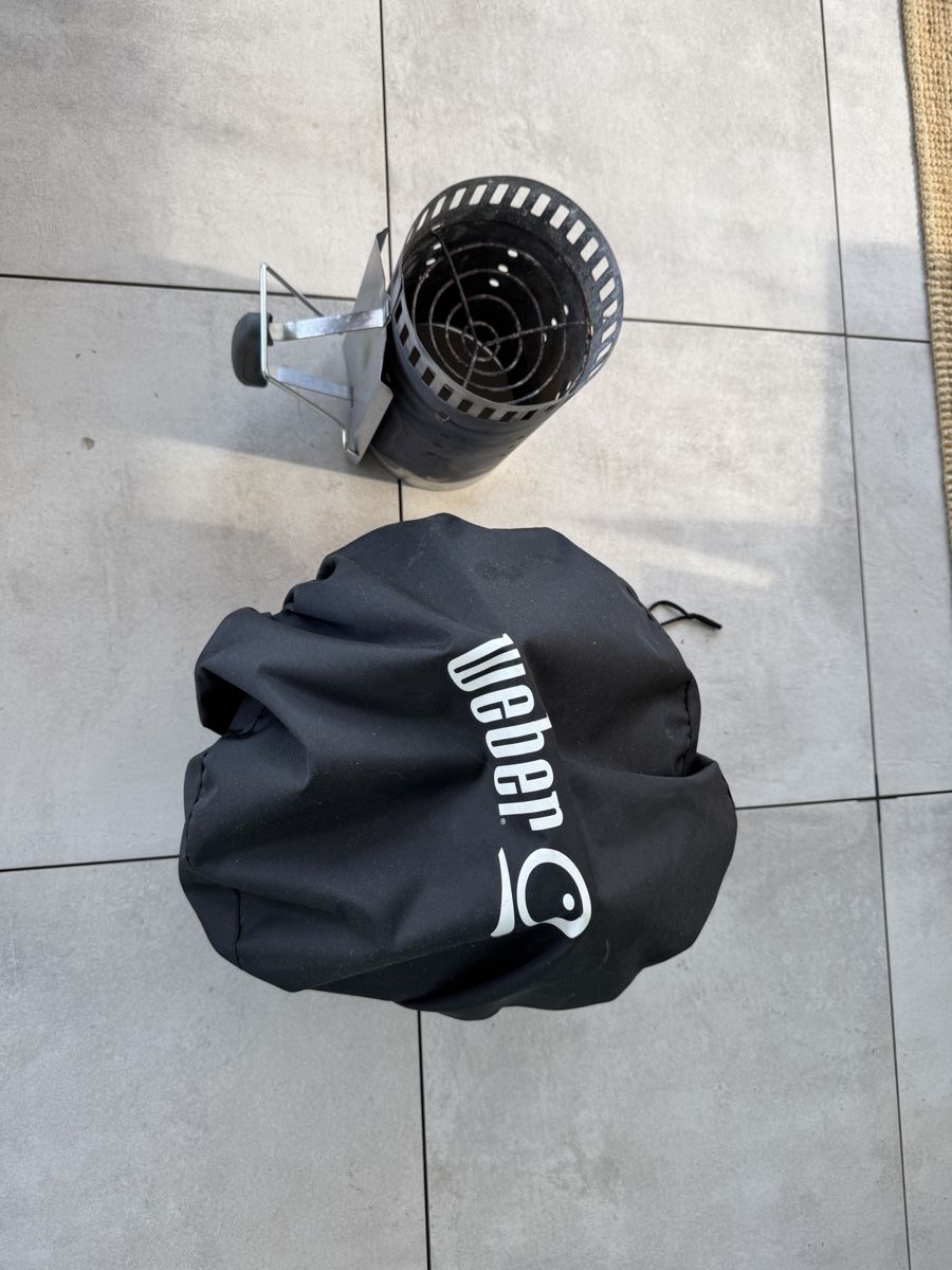 Griglie: Weber HOLZKOHLEGRILL w/charcoal starter – Usato da Rapperswil SG venduto da tk2017