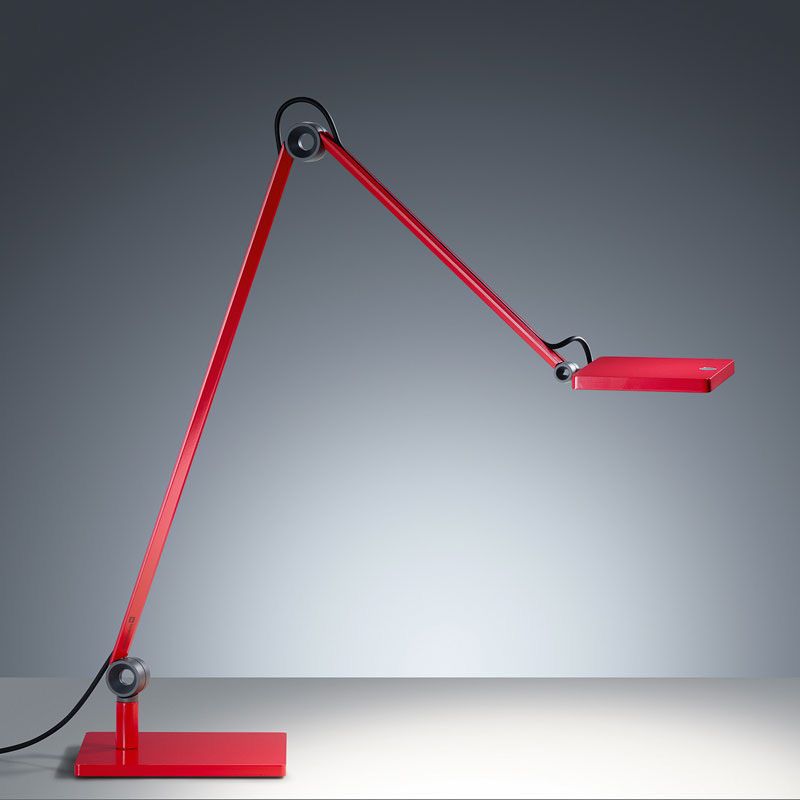 Lampade: Waldmann Tischleuchte PARA.MI Netzbetrieb rot – Usato da Zürich venduto da 183_hk22