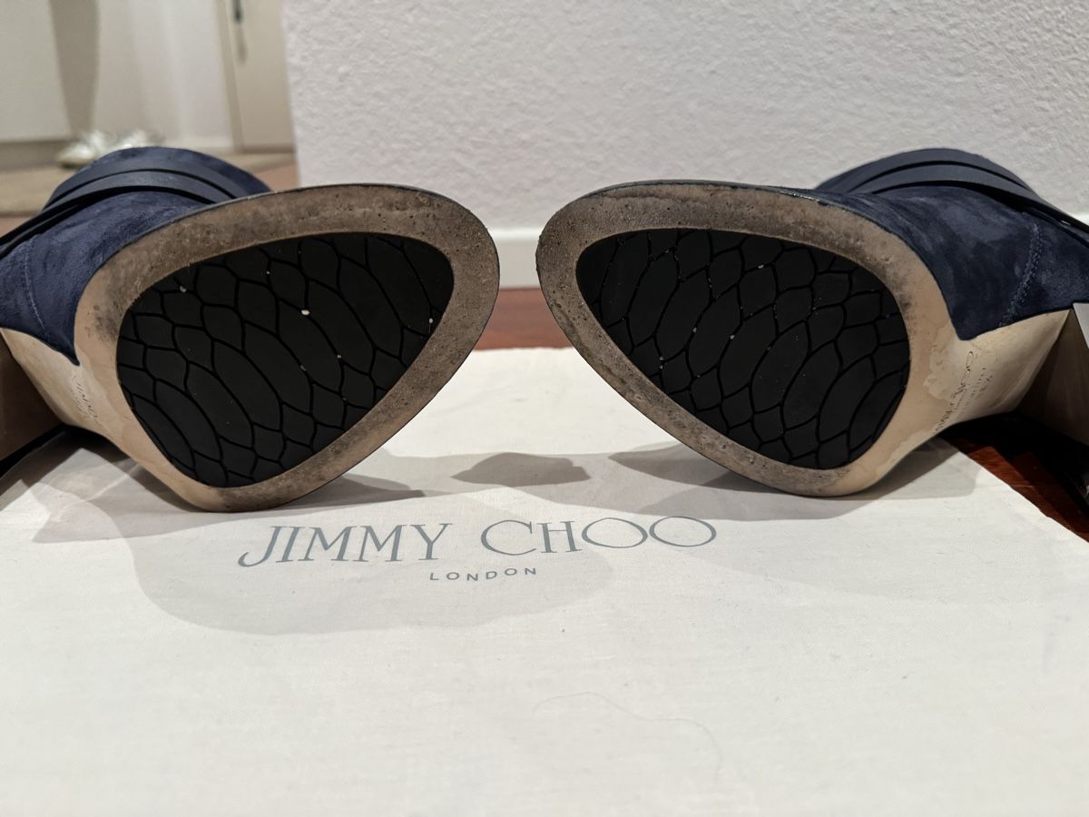 Jimmy Choo Scarpe da donna: Jimmy Choo Blue Suede Ankle Boot – Nuovo (secondo la descrizione) da Zürich venduto da Swiss_Bea 5