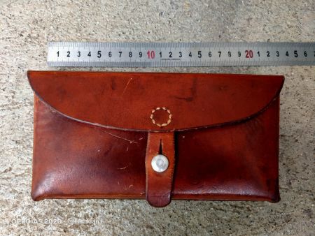 Ledertasche Armee Schweiz Militär / Räumung Flohmarkt