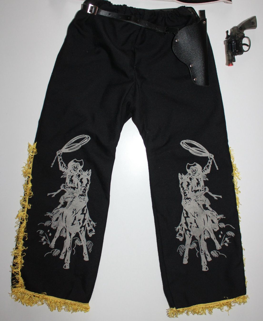 Costumi: Costume Cowboy t.7 - 8 ans – Usato da Peseux venduto da CoolShoping 3