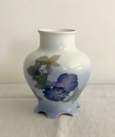 Royal Copenhagen: Antike Vase,  Blumen, 1763 2488, Nr. 76