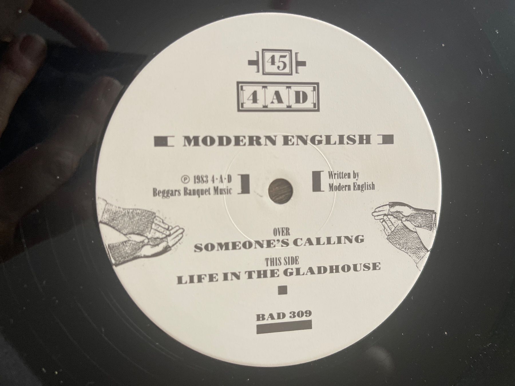 Schallplatten: A403/Modern English - Someone's Calling – Gebraucht aus Frutigen von Philippe_jsp 2
