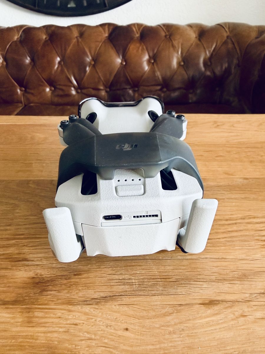 DJI RC Modellbau: DJI Mini 4 Pro – NEU & ungeflogen – Neu (gemäss Beschreibung) aus Murten von Bigwave 5