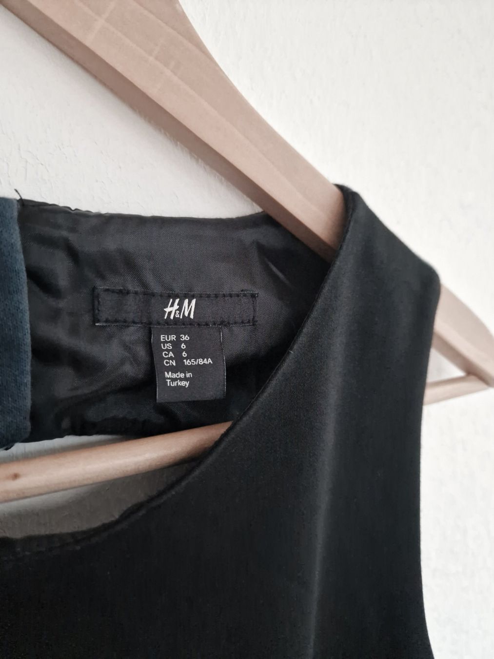 H&M Vestiti: Damen Kleid H&M Gr. 36 S Schwarz – Usato da Hallau venduto da CHACLA 3