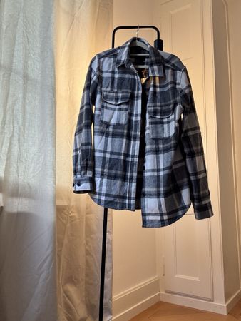 H&M Men's Flannel Shirt - Size S - Great Fall Layering!