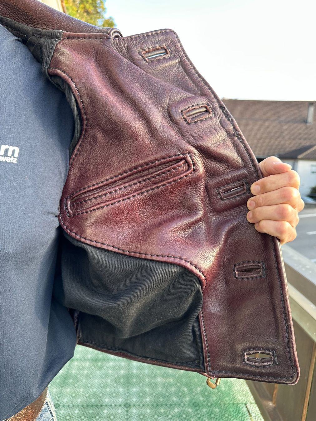 Giacche: Edle Lederjacke, braun-bordeauxrot, Einzelanfertigung M – Usato da Gümmenen venduto da FelizitasHermann 6