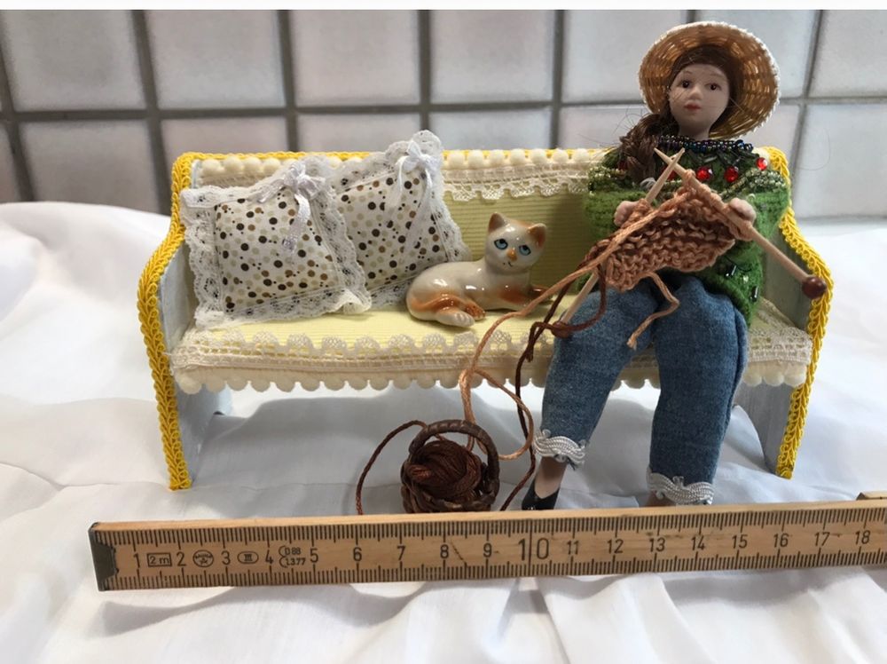 Harayaa 1/12 Puppenhaus Sofa – Miniaturmöbel & Schmuckschatulle, 17x7x13 Cm