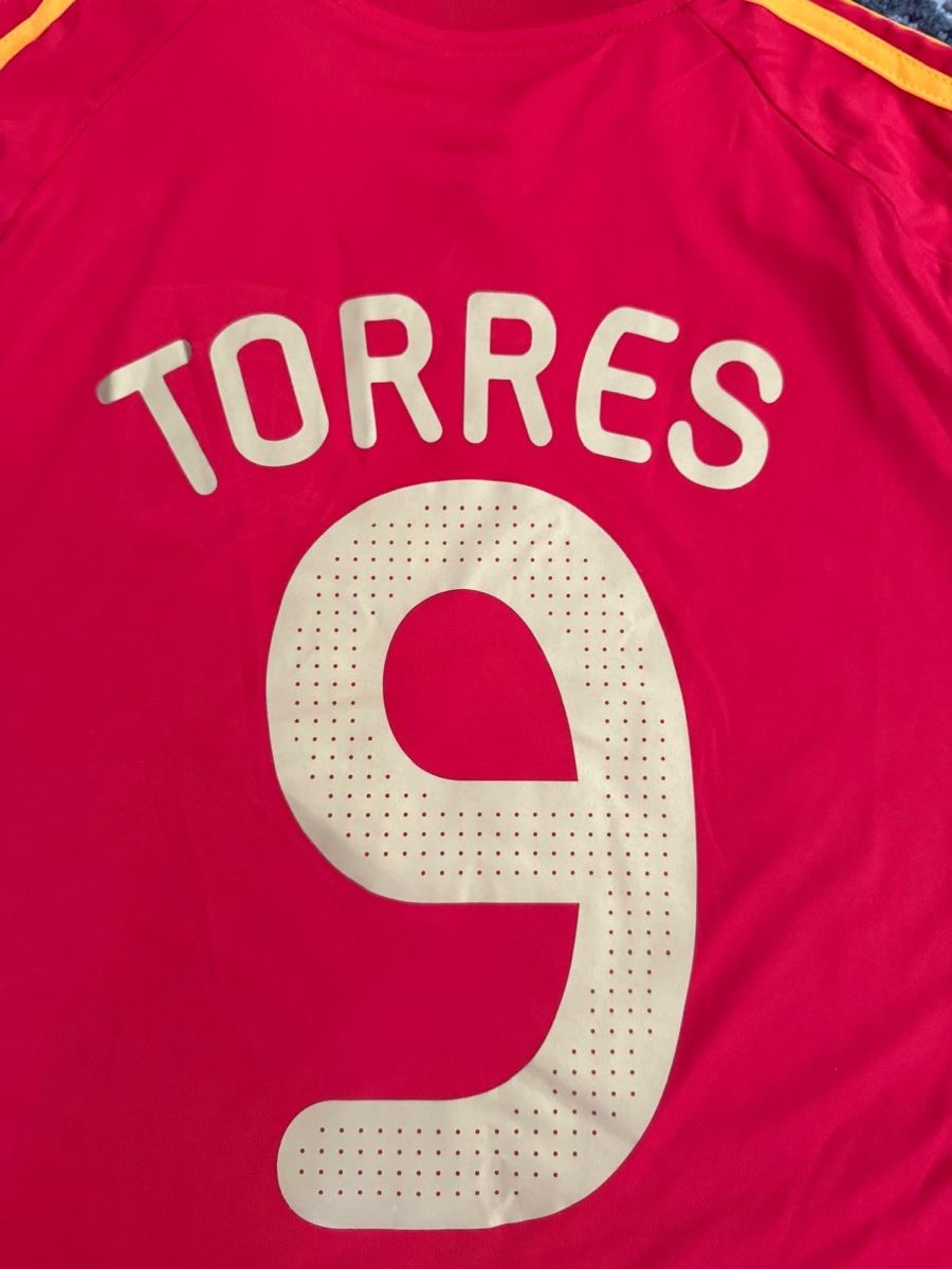 Canottiere & Pantaloni: Spanien Heimtrikot in Rot mit TORRES  – Nuovo (secondo la descrizione) da Rümlang venduto da Keno01 3