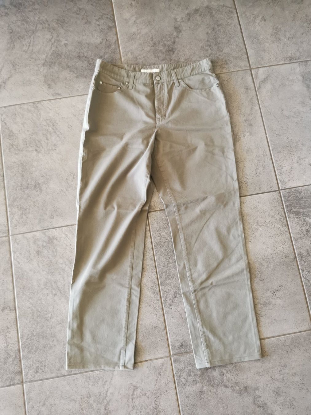Pantaloni: Leichte Lange Hose Damen – Usato da Grosswangen venduto da Weidhof6