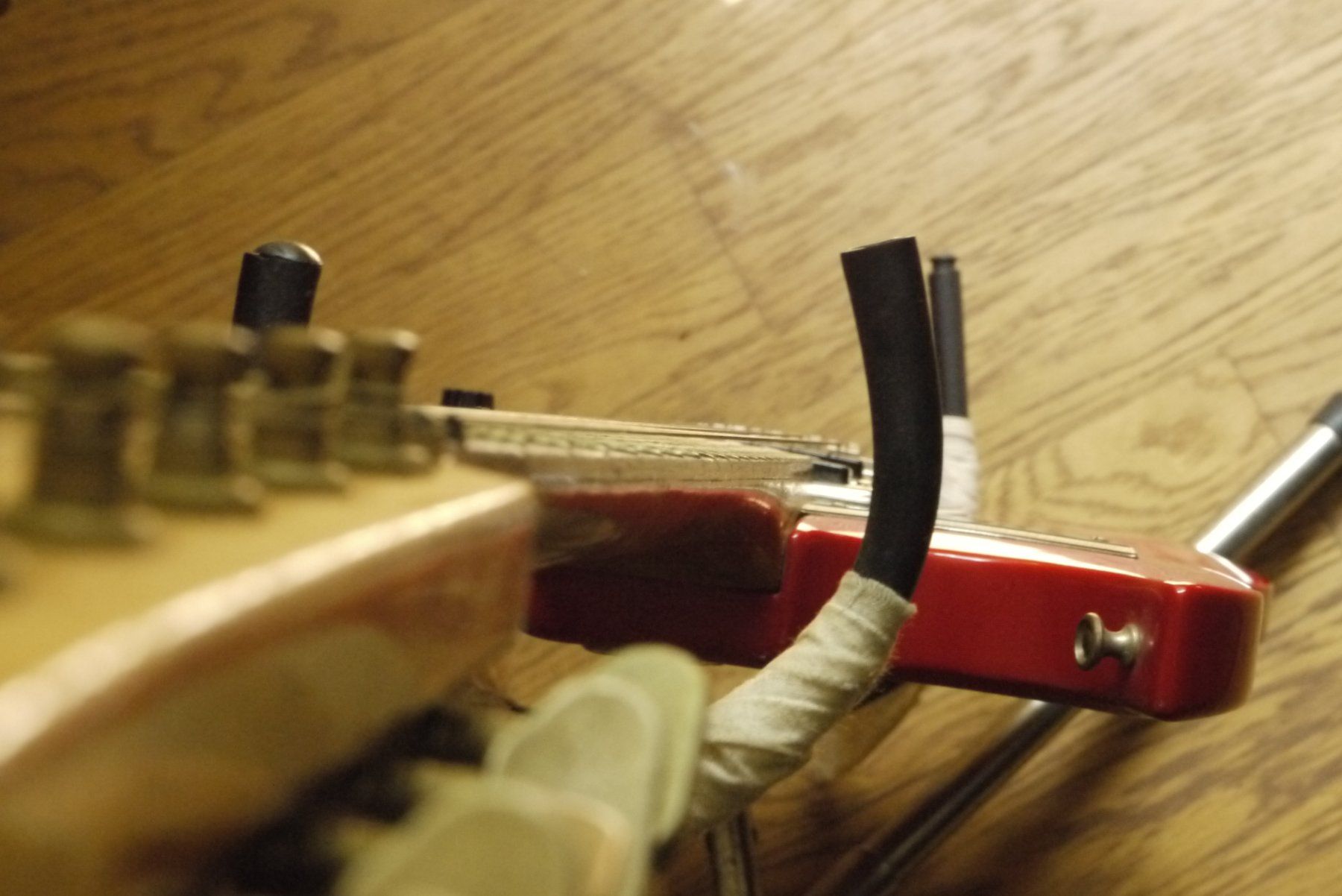 Hagström Strumenti musicali: 1967 Hagström 12 – Usato da Basel venduto da sim_k9l9 2