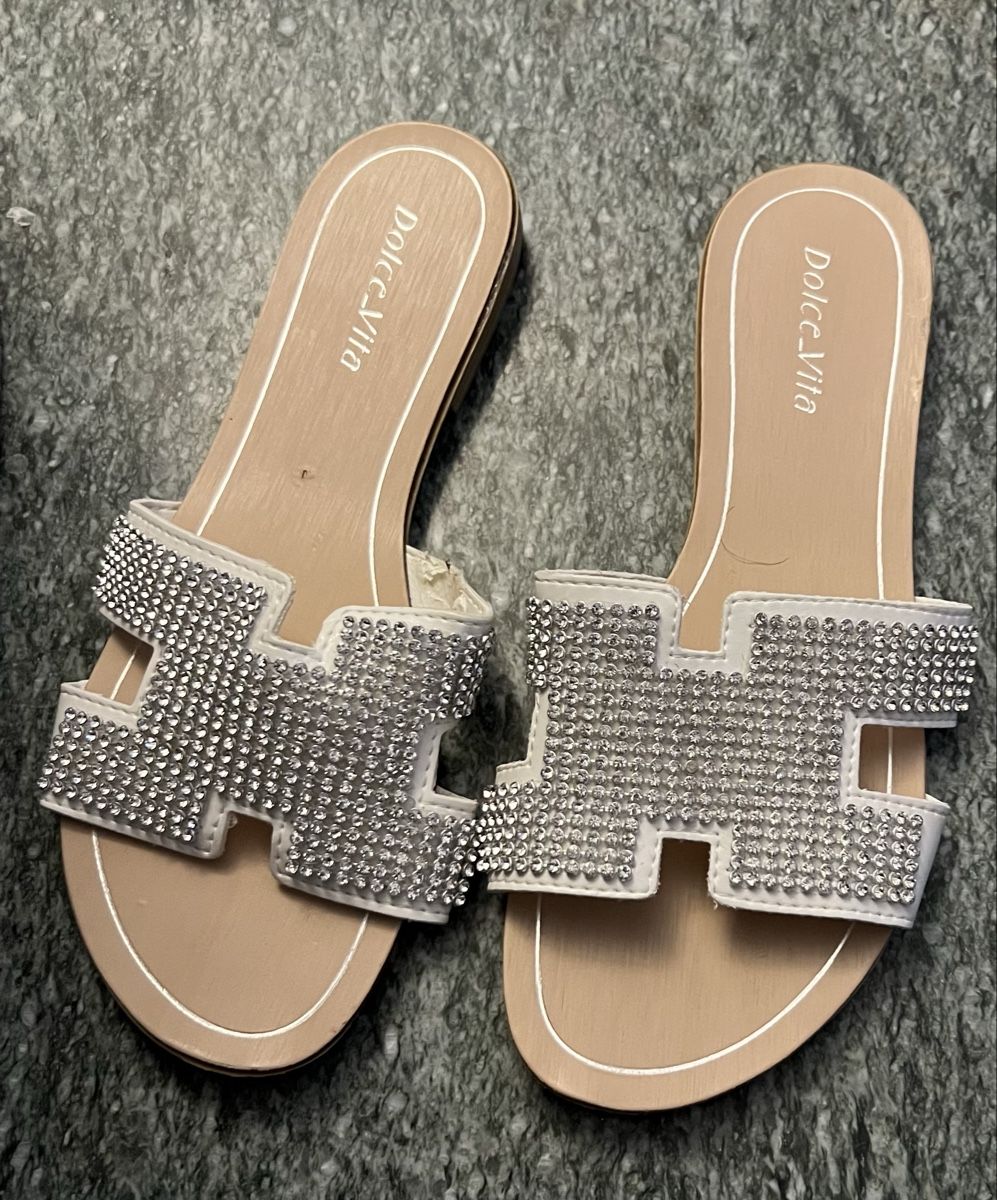 Damenschuhe: Sandaletten Grösse 36 – Gebraucht aus chur von Ika11