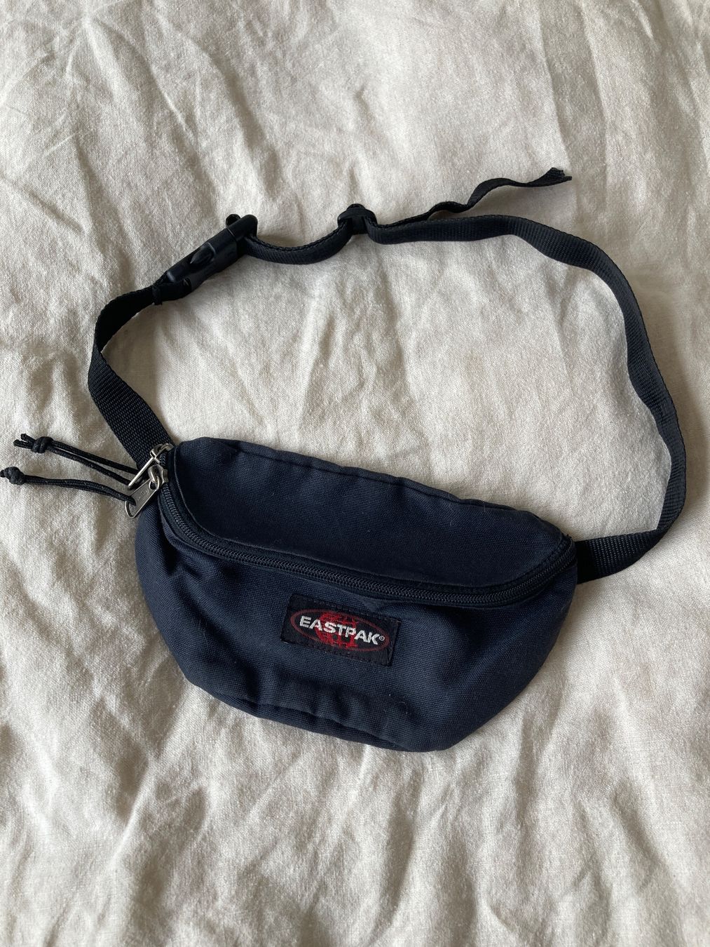 Eastpak Taschen: Sac banane Eastpak – Gebraucht aus Genève von cri_b_14