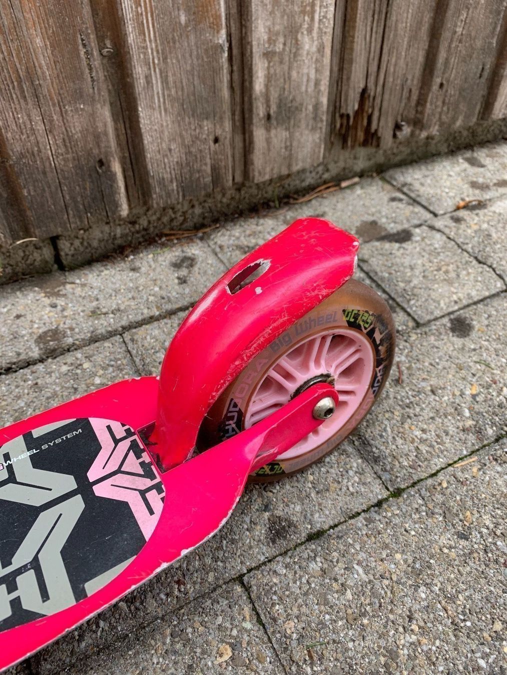 Veicoli per bambini: Scooter Pink – Usato da Wahlen b. Laufen venduto da Schneewytli 5
