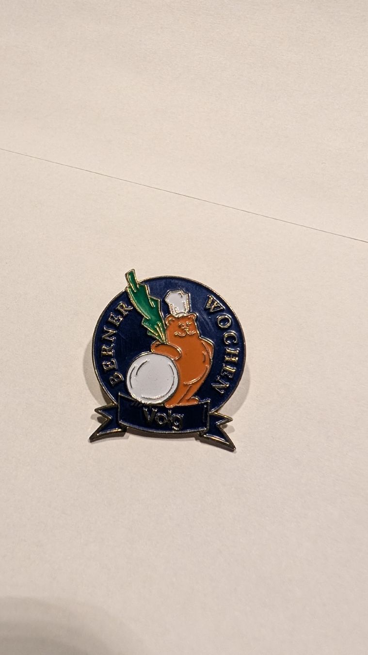 Placchette & Badge: Pin Berner Woche Volg – Nuovo (secondo la descrizione) da Olten venduto da NicoOnline