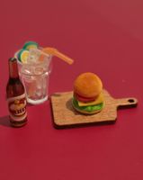 Hamburger mit Zubehör für Puppenhaus/Puppenstube