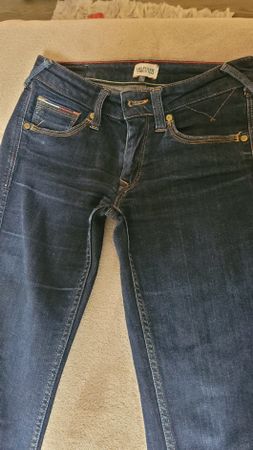 Jeans Tommy Hilfiger, taille 27/32,