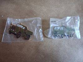 2 nummerierte Pin LKW Schweizer Armee Saurer D330 N+ M8 OVP