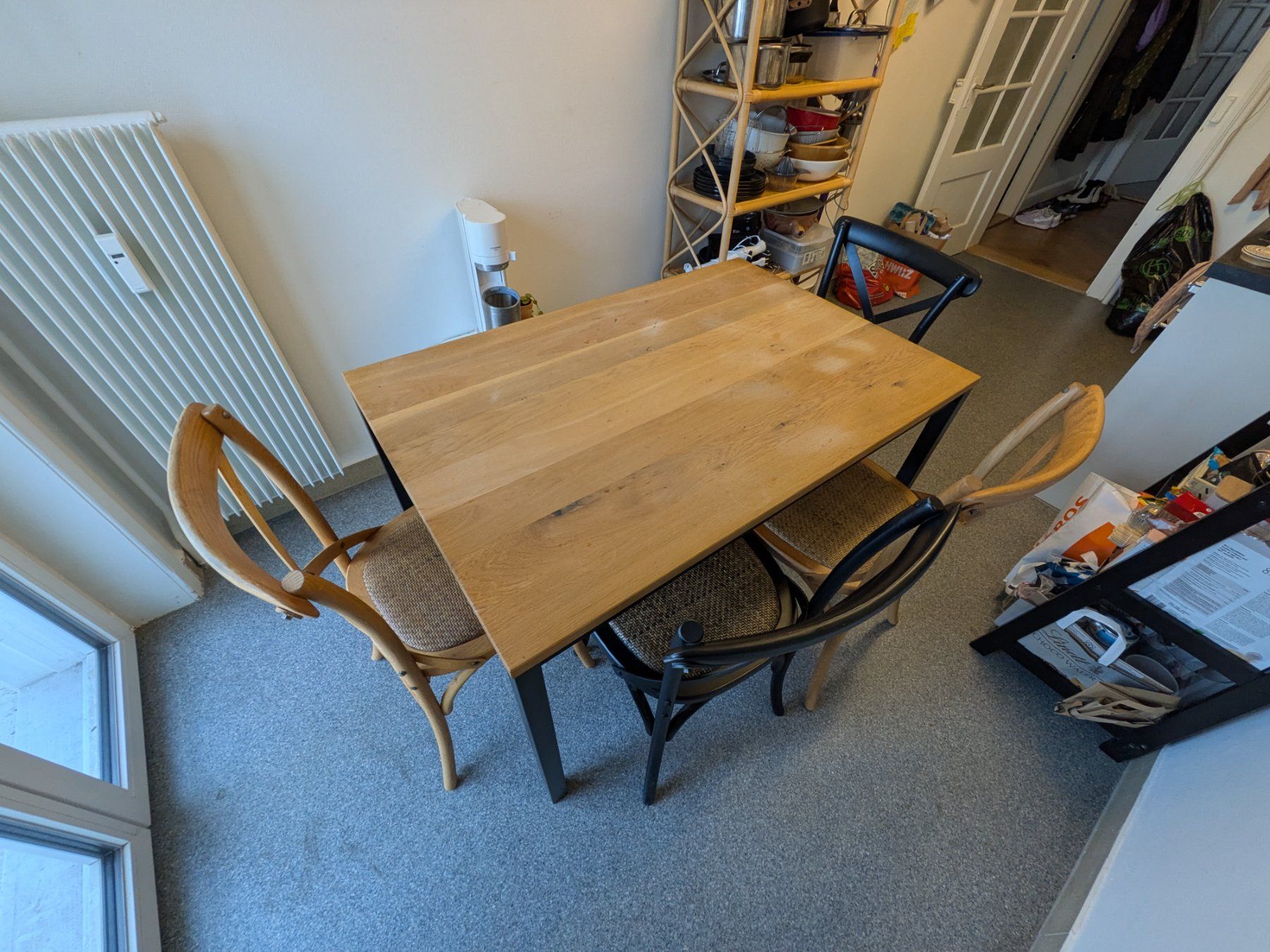 Tables: Holztisch aus Eiche (& Stühle) – D'occasion à Basel par guy_l9dd 1